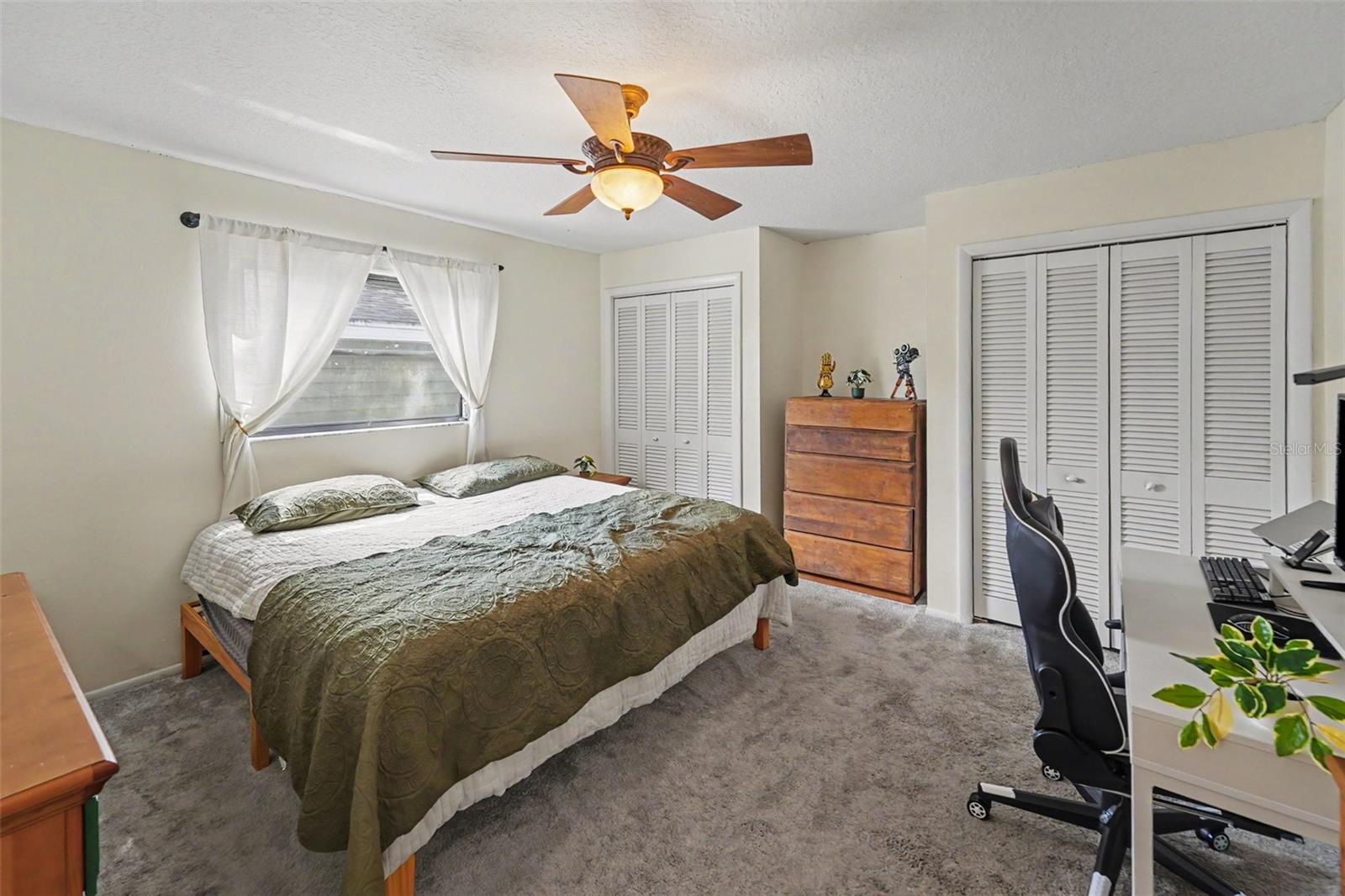508 WHITE OAK DR — photo 20
