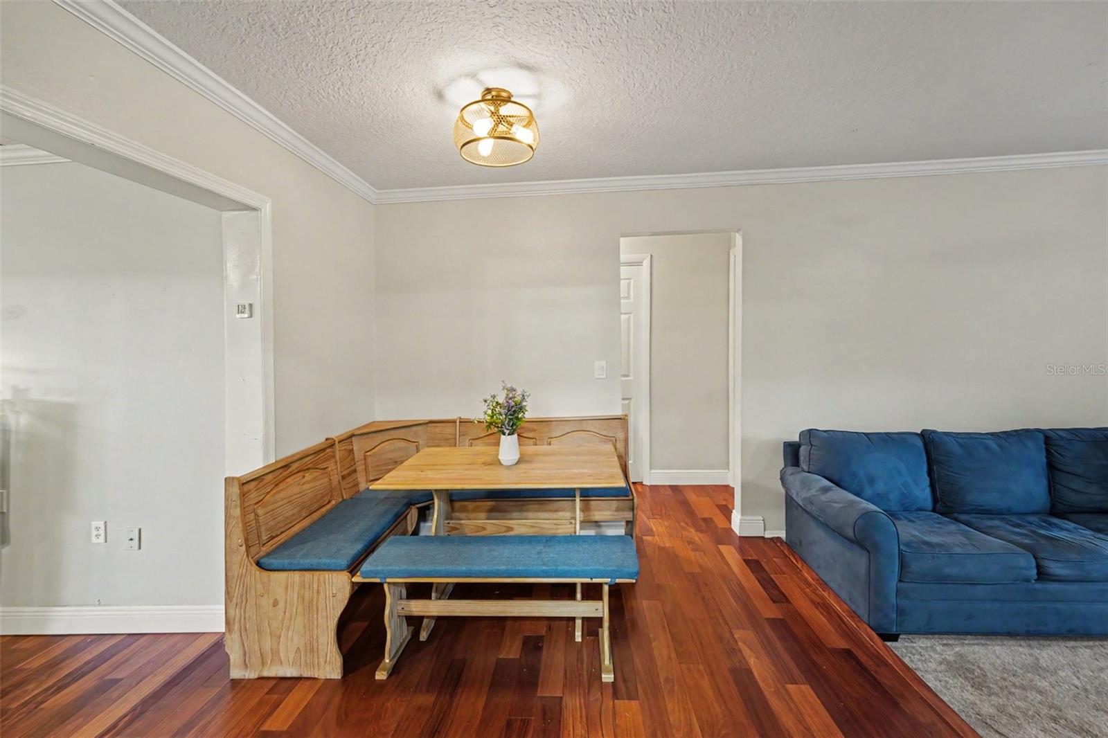 508 WHITE OAK DR — photo 17