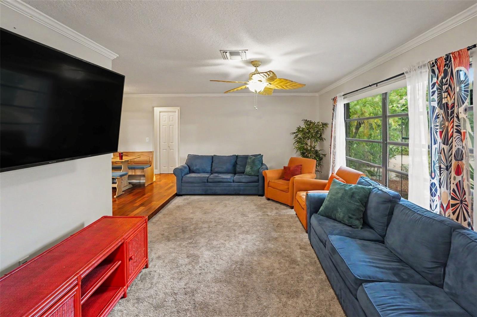 508 WHITE OAK DR — photo 12