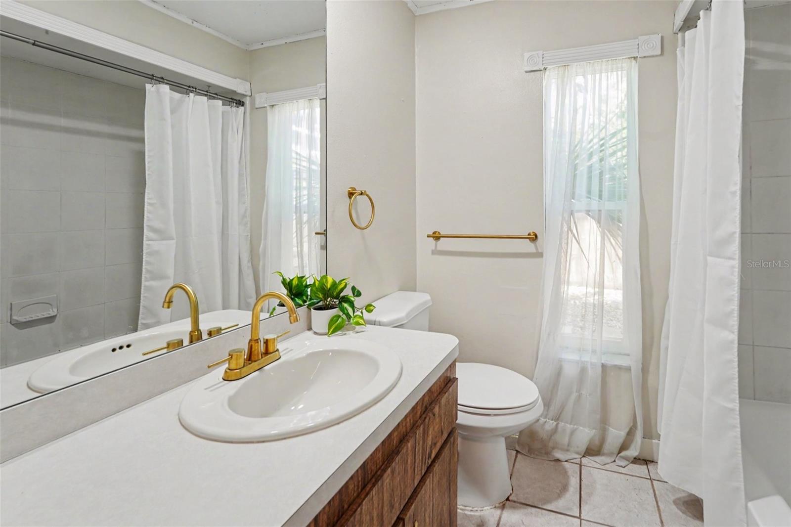 508 WHITE OAK DR — photo 26