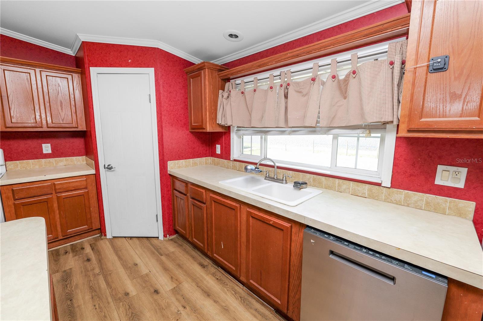 3003 GERALD HALL RD — photo 13