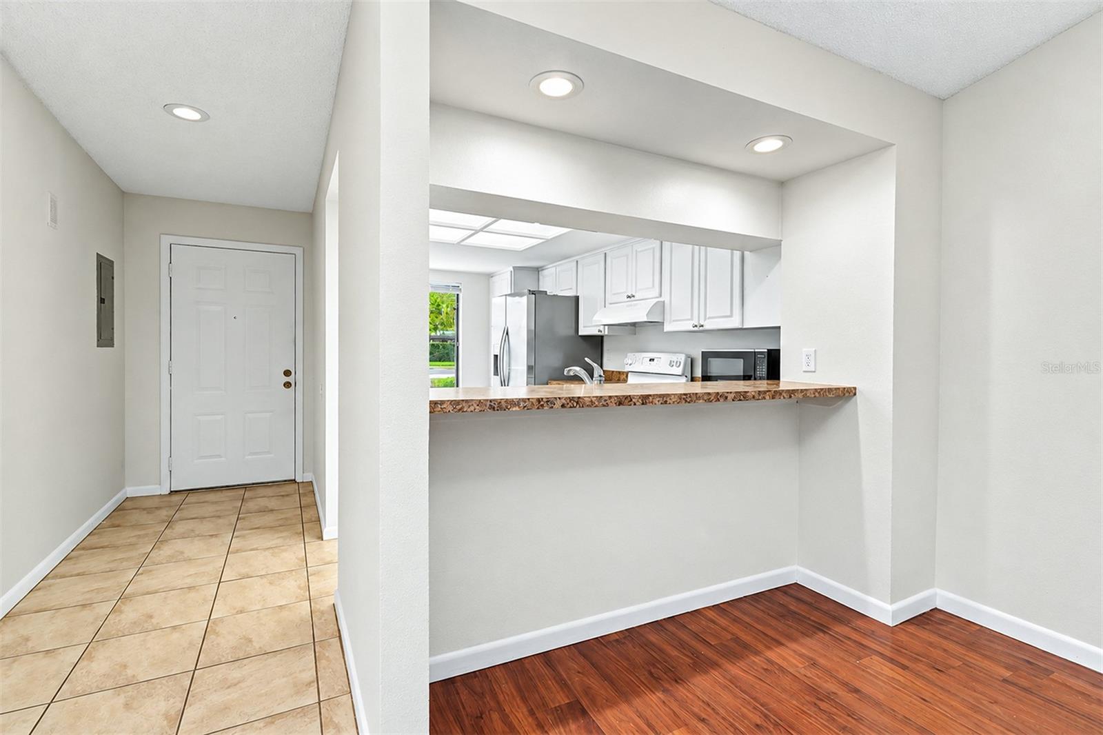 1817 CYPRESS TRACE DR — photo 7