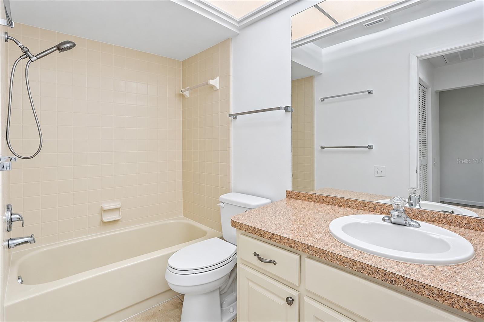 1817 CYPRESS TRACE DR — photo 21