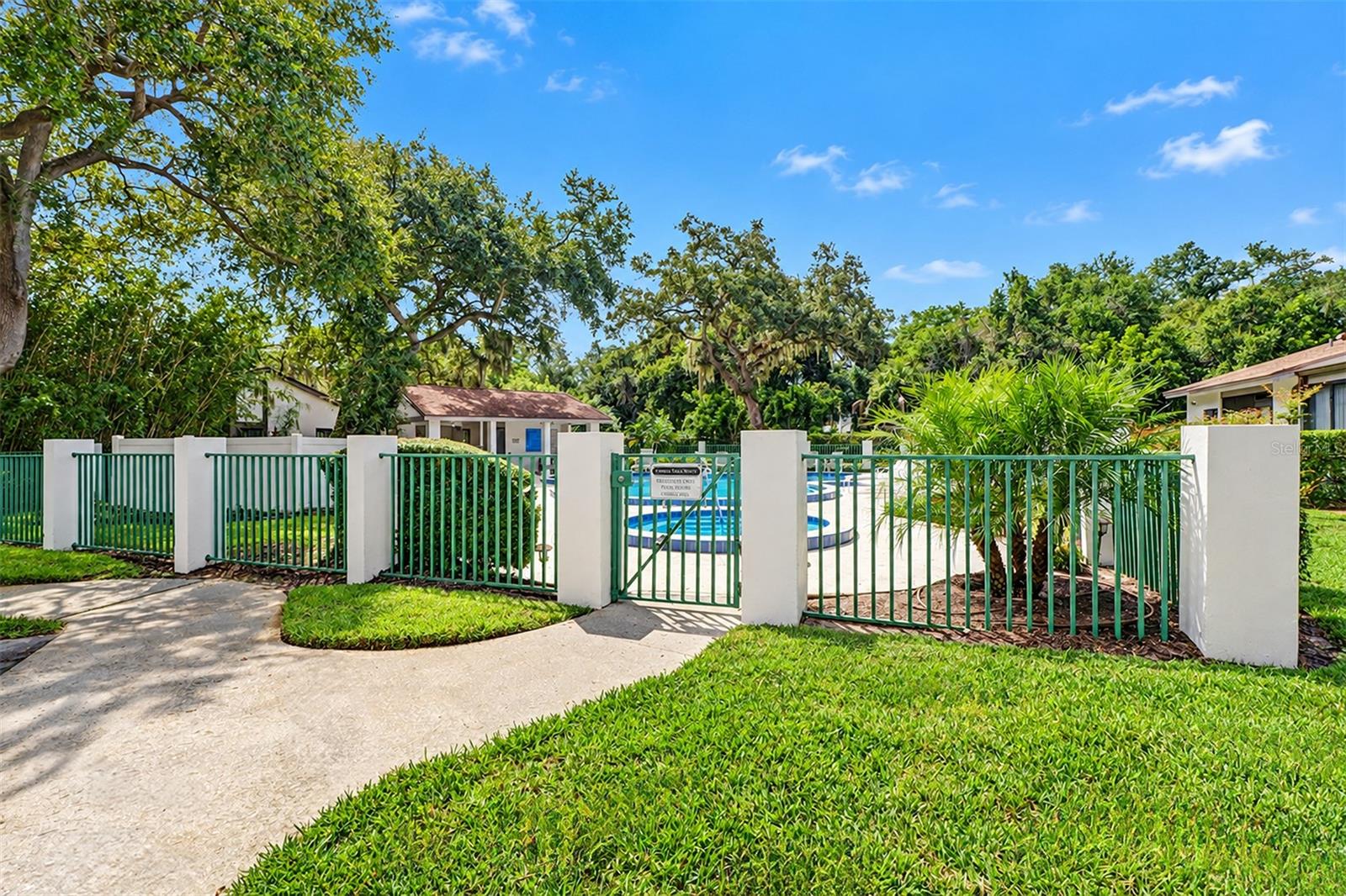 1817 CYPRESS TRACE DR — photo 27