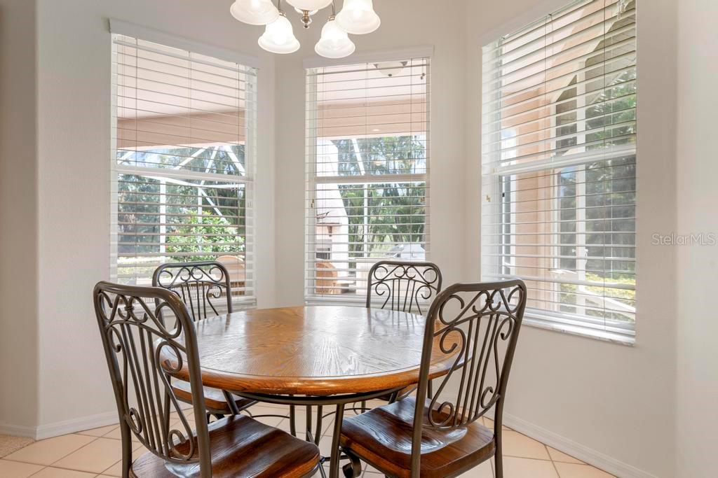 711 BACK NINE DR — photo 16