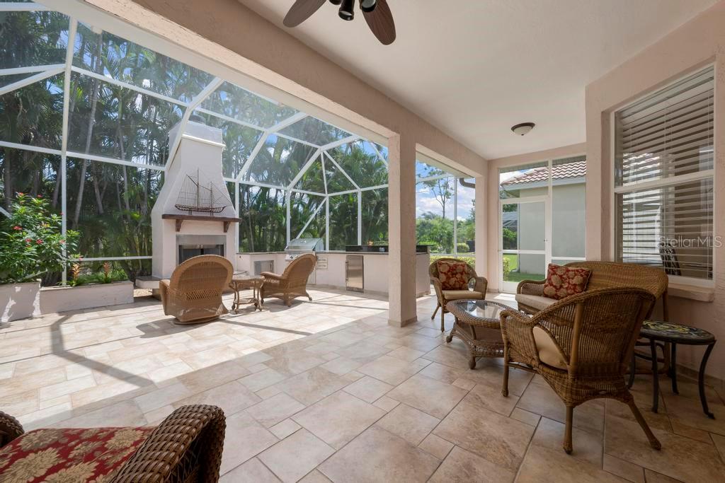 711 BACK NINE DR — photo 25