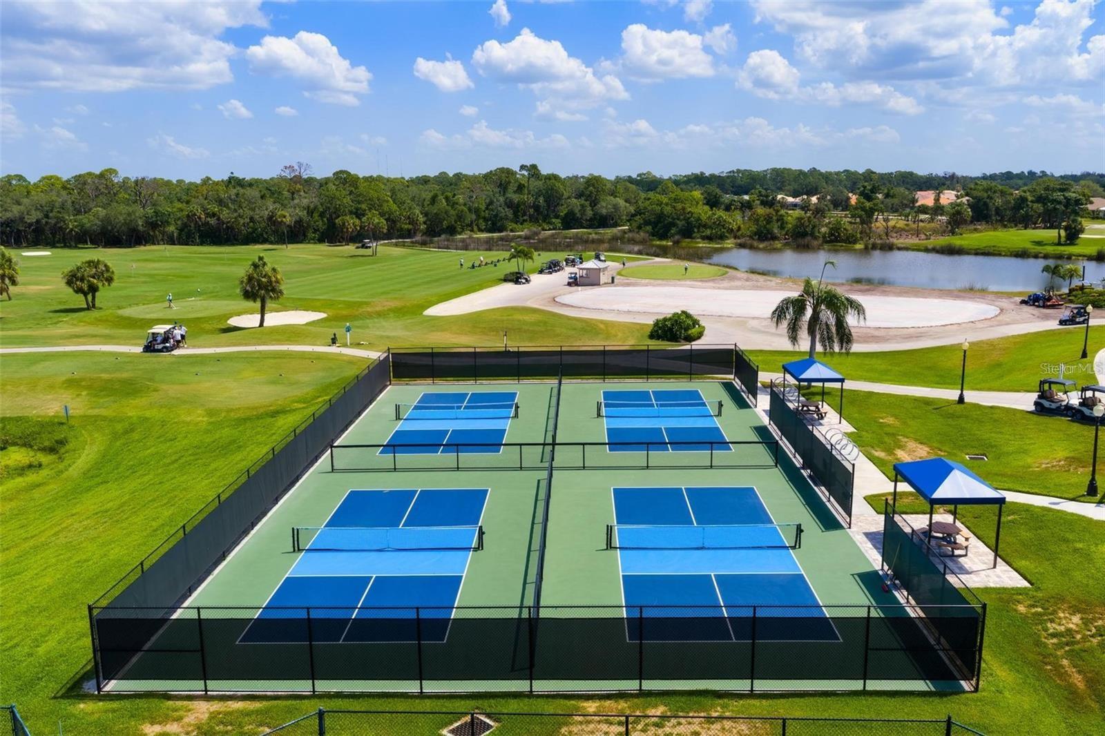 711 BACK NINE DR — photo 44
