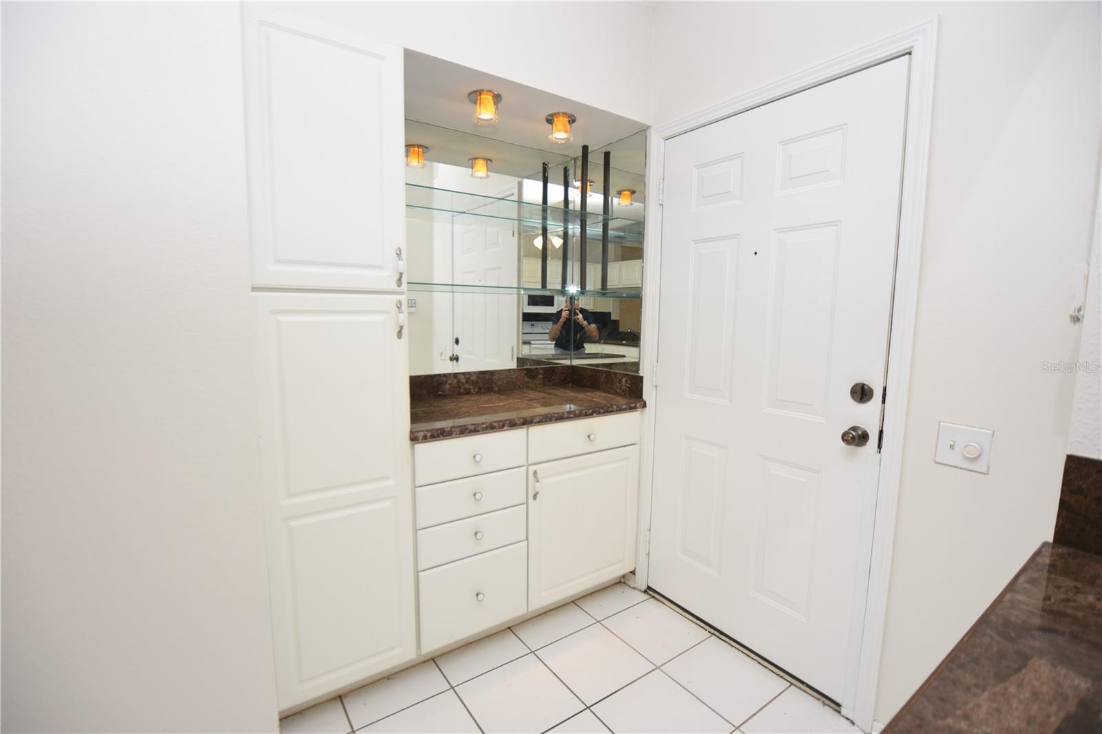 2308 LAKE WOODBERRY CIR — photo 4