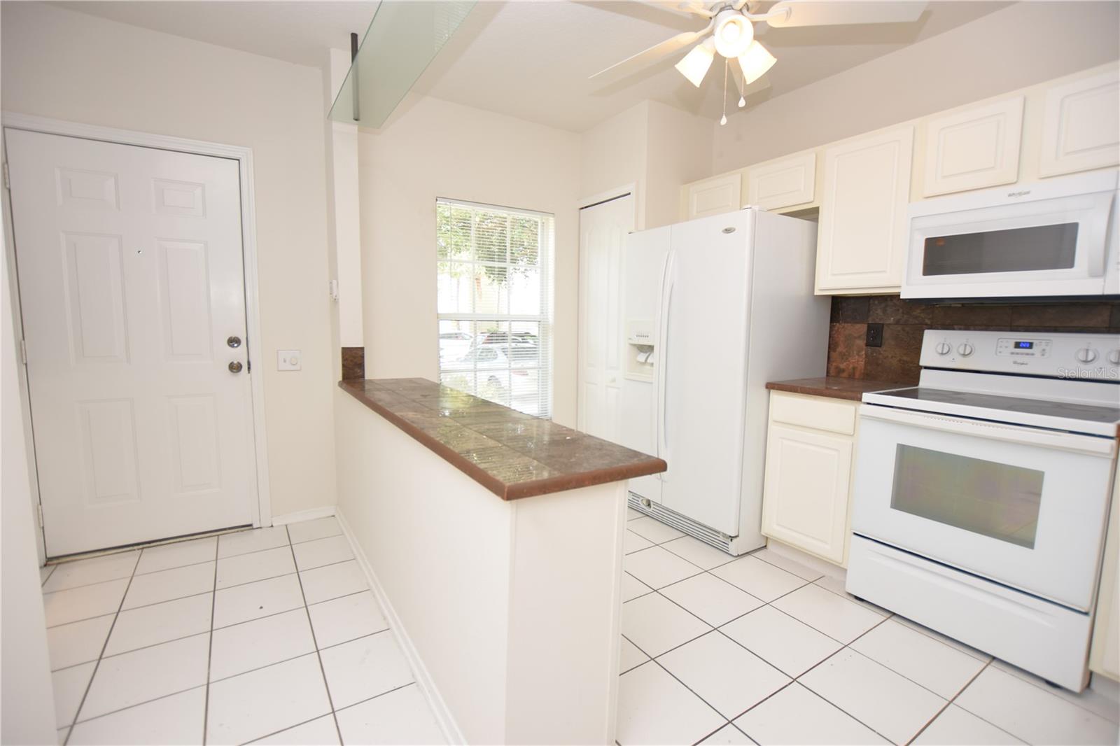 2308 LAKE WOODBERRY CIR — photo 3