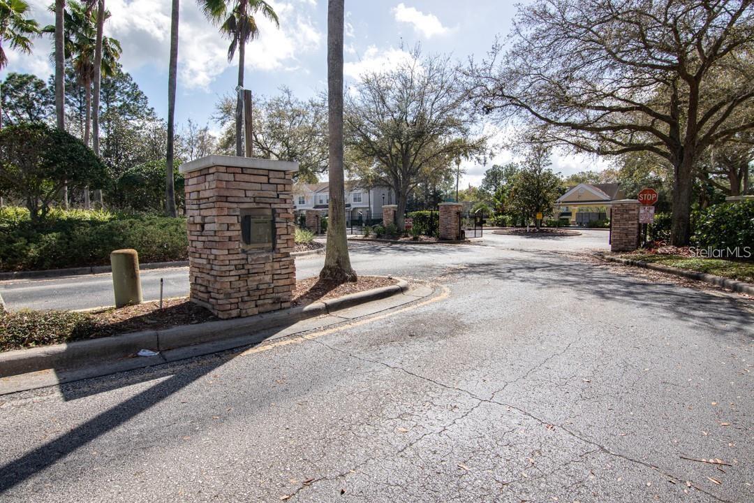 2308 LAKE WOODBERRY CIR — photo 35