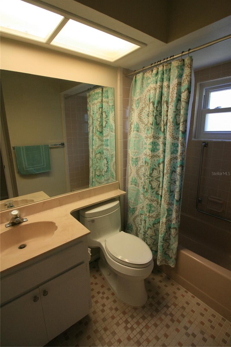 10749 FALLEN LEAF LN — photo 10