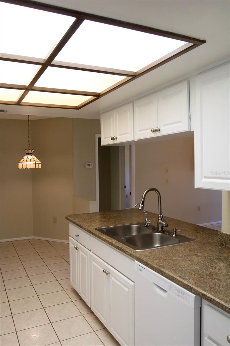 10749 FALLEN LEAF LN — photo 41