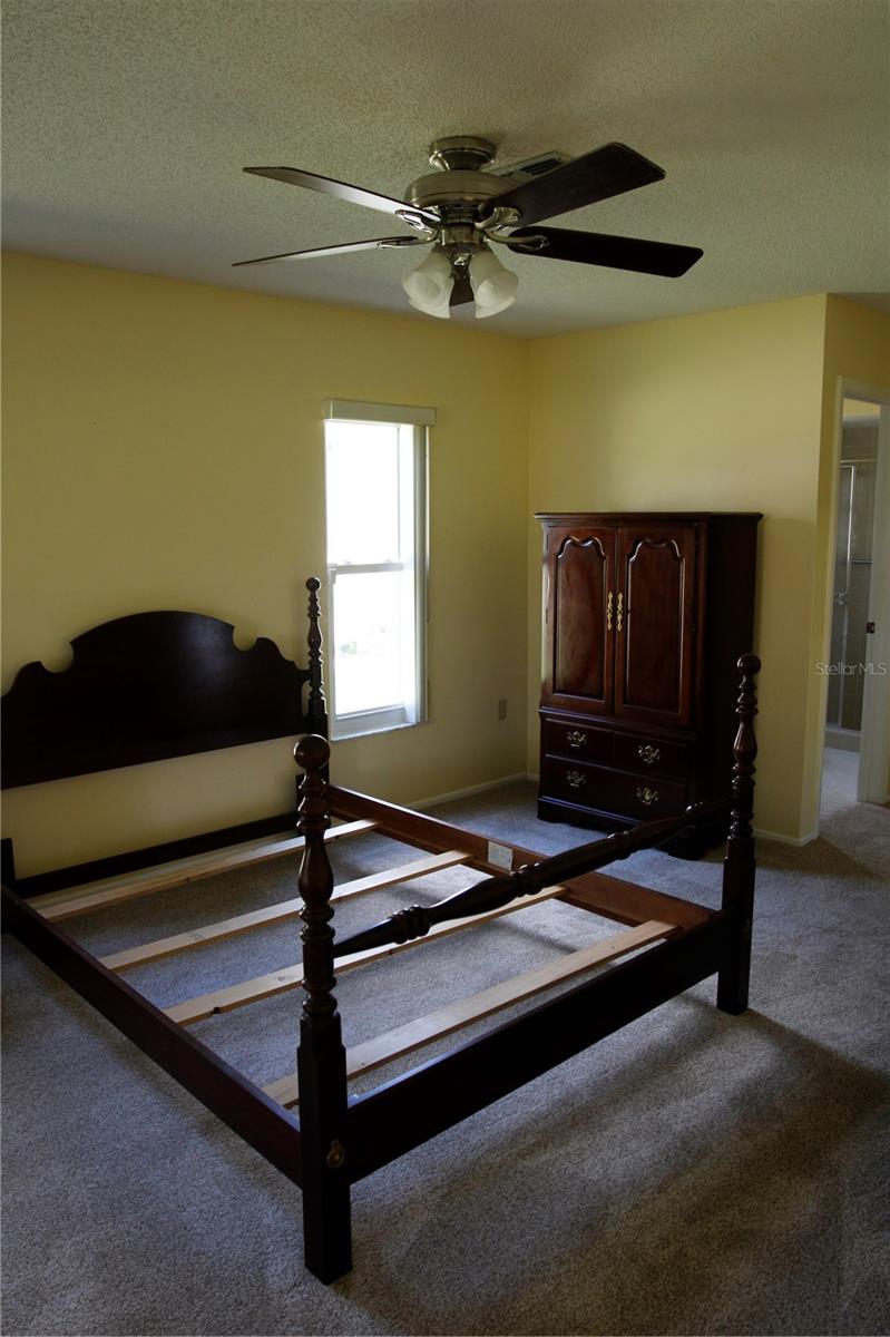 10749 FALLEN LEAF LN — photo 49