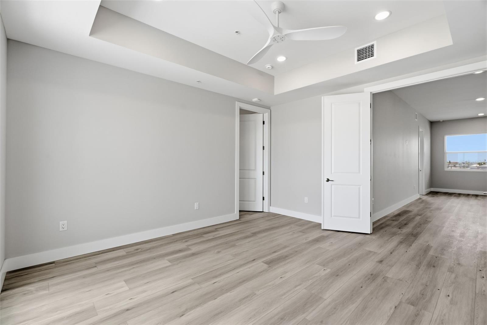 13655 GULF BLVD #401 — photo 25