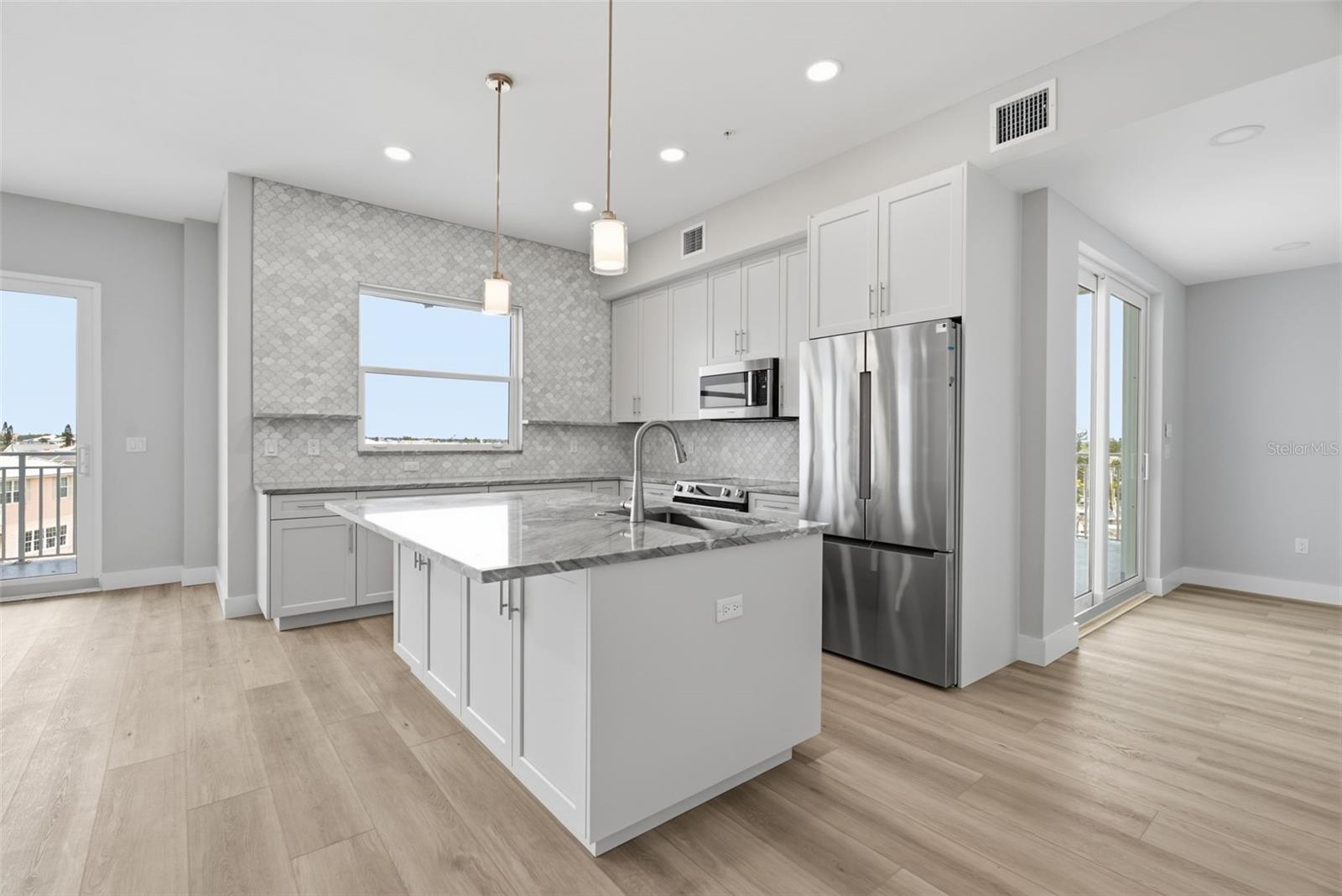 13655 GULF BLVD #401 — photo 11