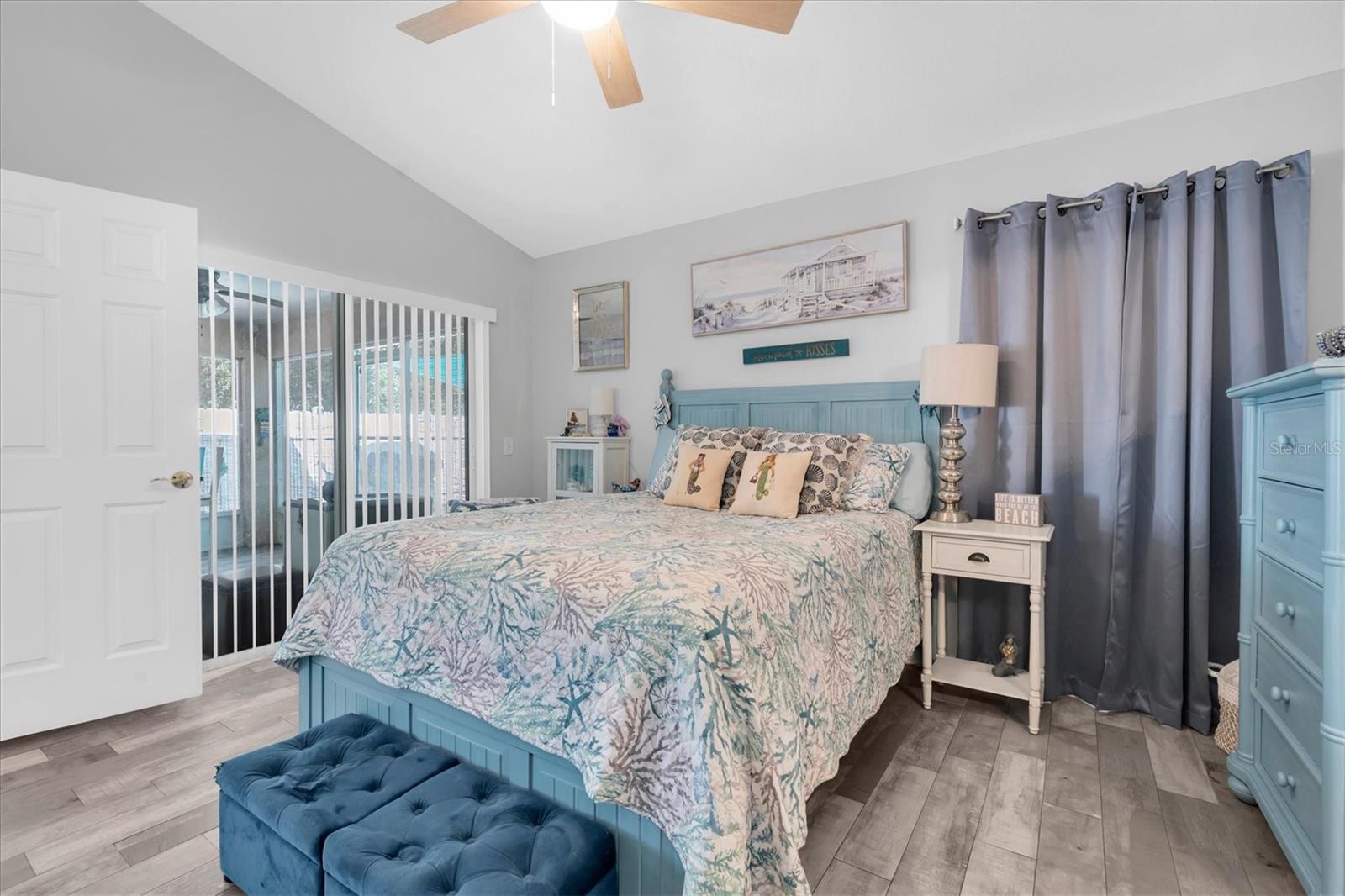 9535 PATRICIAN DR — photo 18