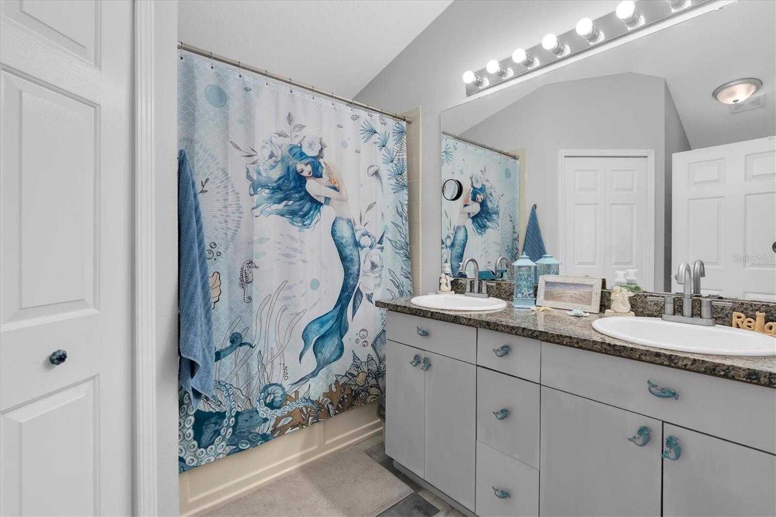 9535 PATRICIAN DR — photo 20