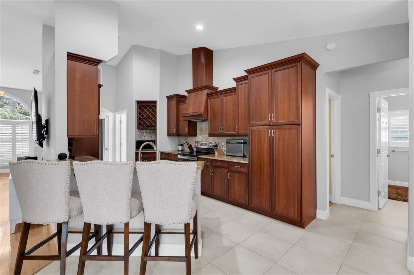 5631 HEREFORD DR — photo 13