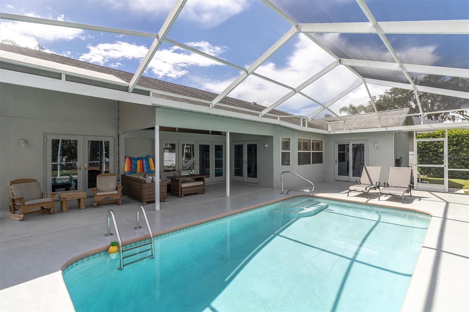 5631 HEREFORD DR — photo 5