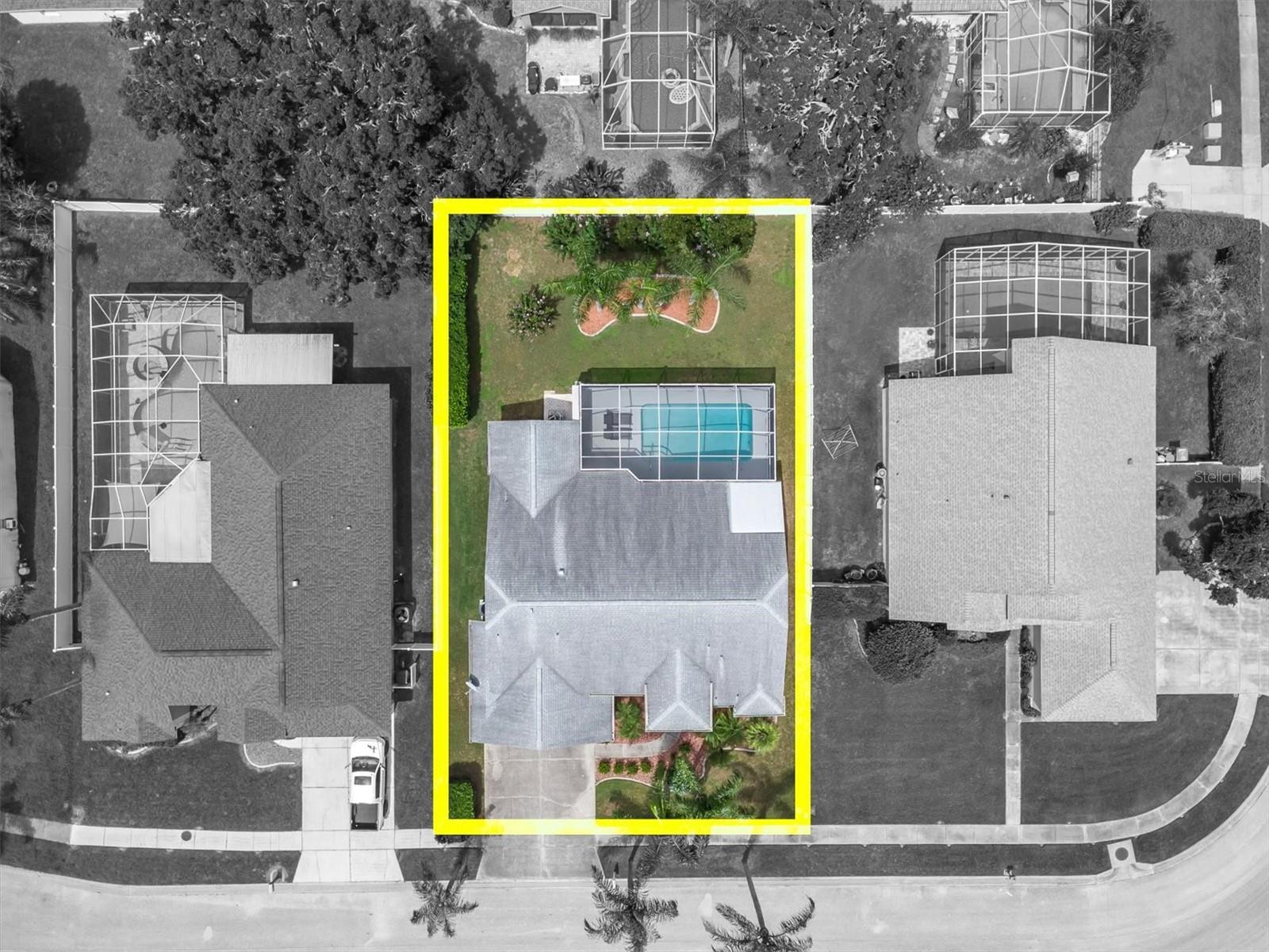 5631 HEREFORD DR — photo 30