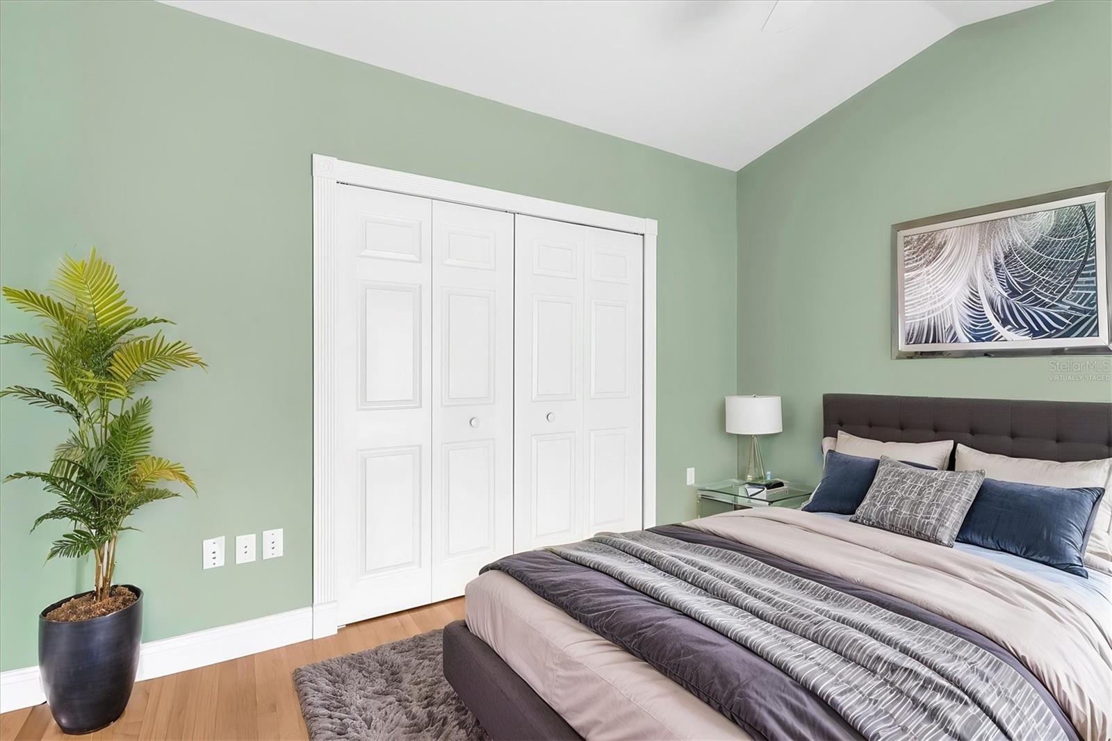 5631 HEREFORD DR — photo 25