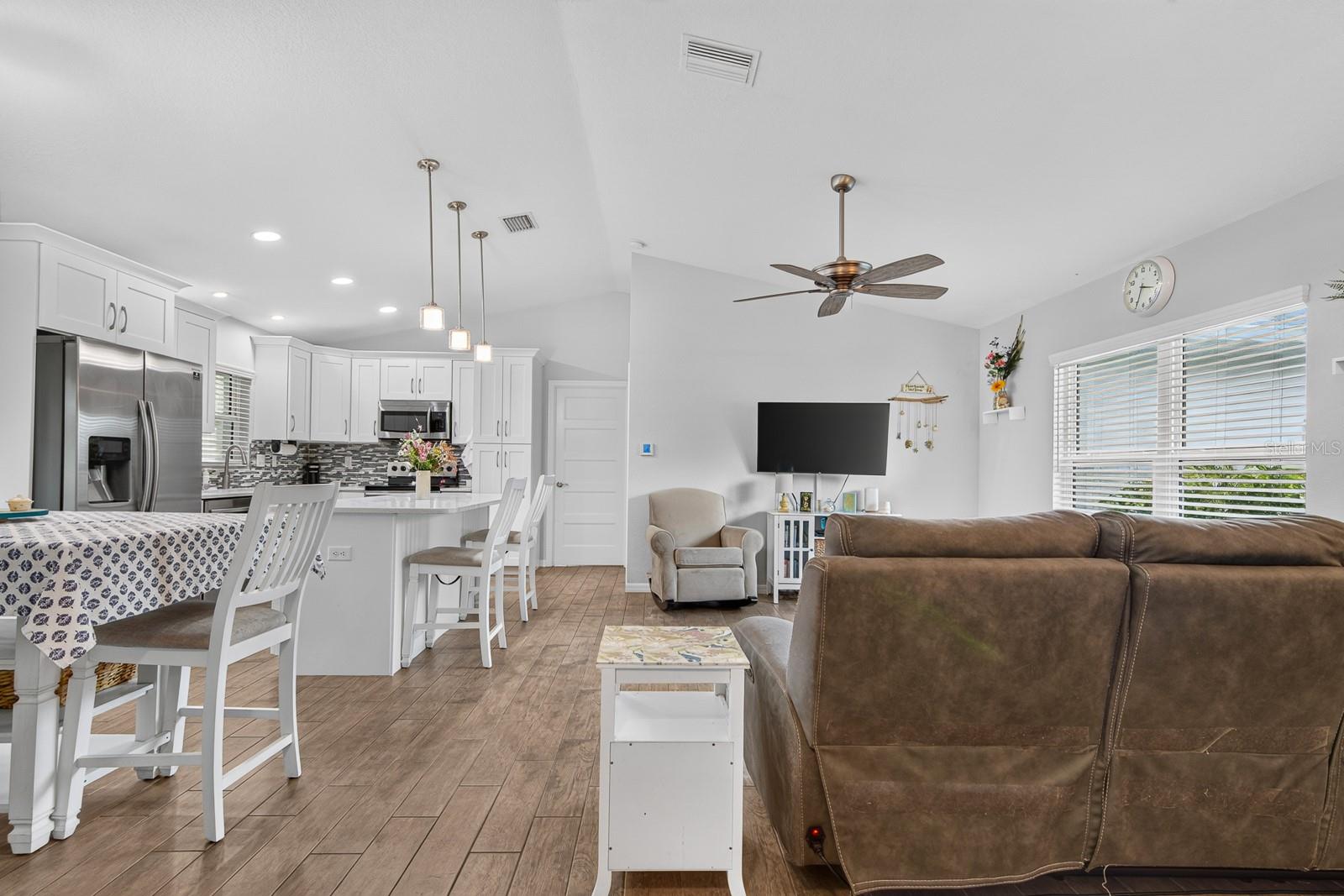 3125 TUSKET AVE — photo 7