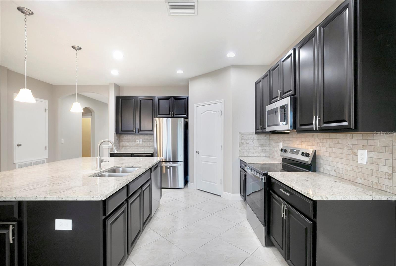 5028 INSHORE LANDING DR — photo 13