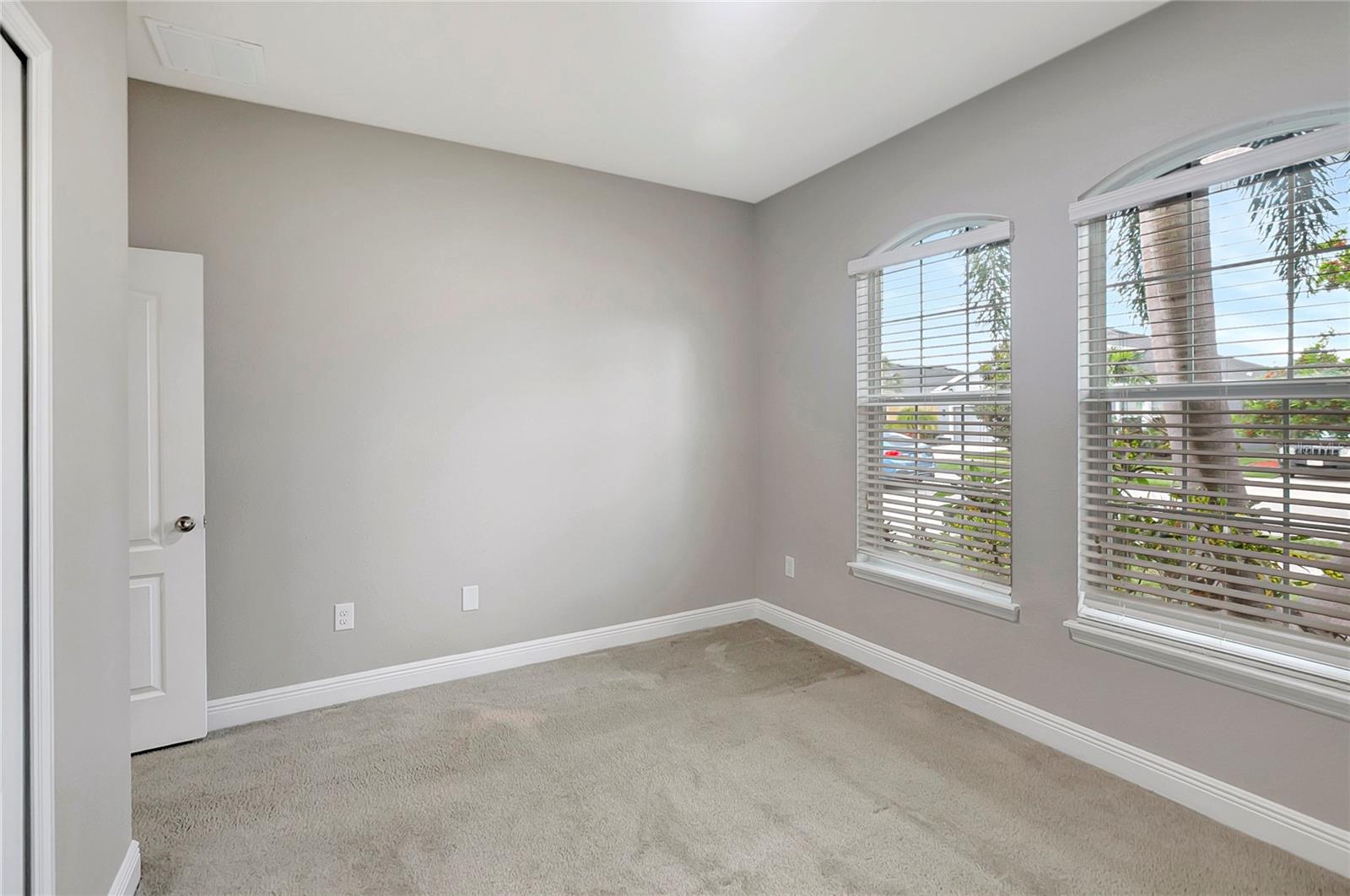 5028 INSHORE LANDING DR — photo 33