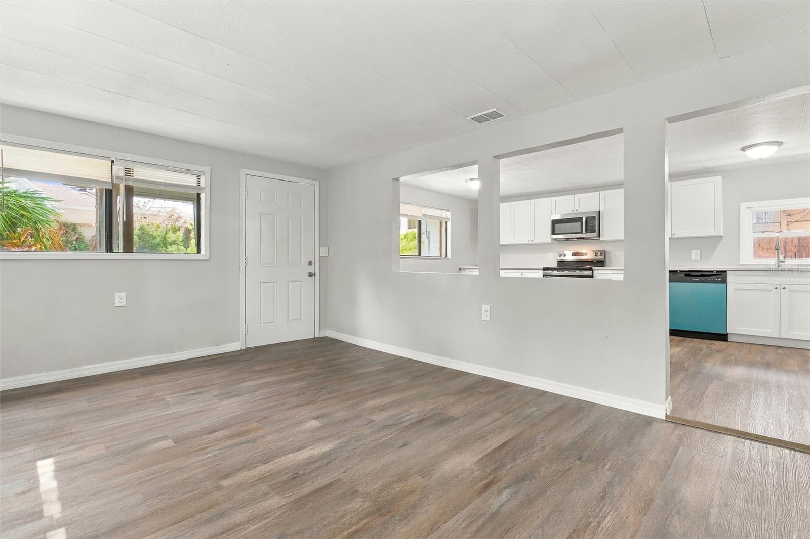 2510 38TH ST S — photo 3