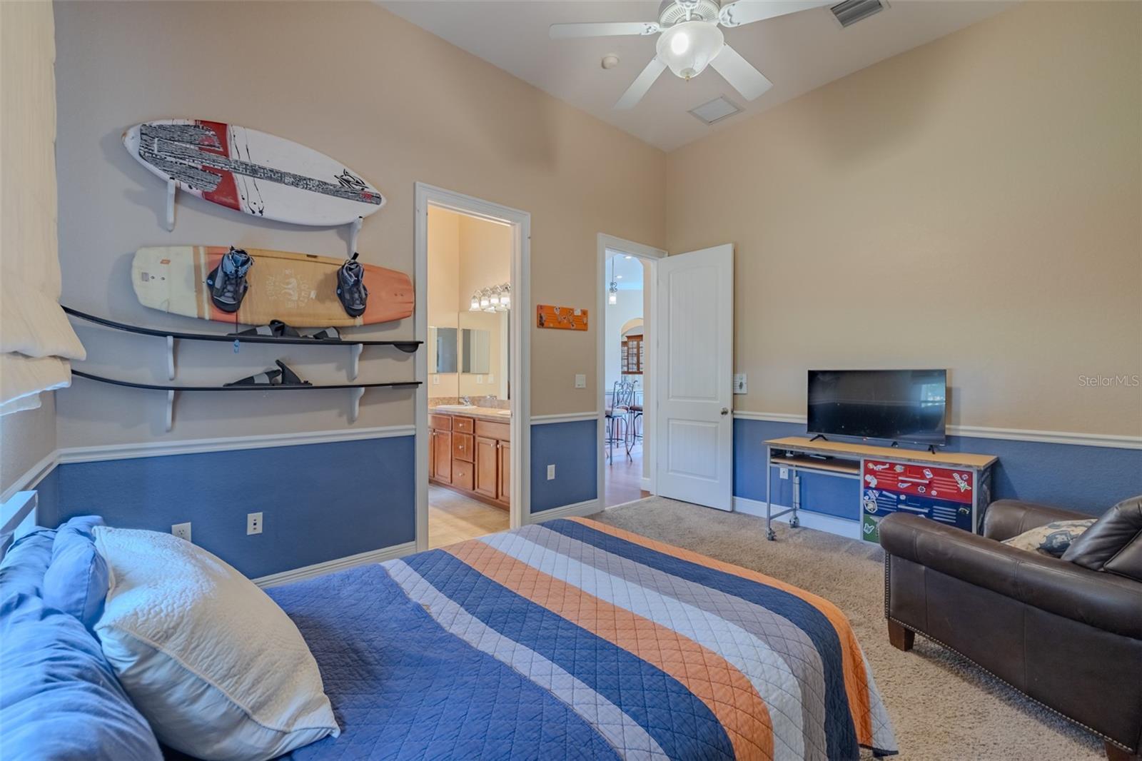 10501 BROADLAND PASS — photo 45