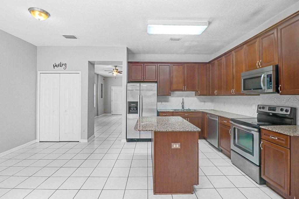 9228 STONE RIVER PL — photo 12