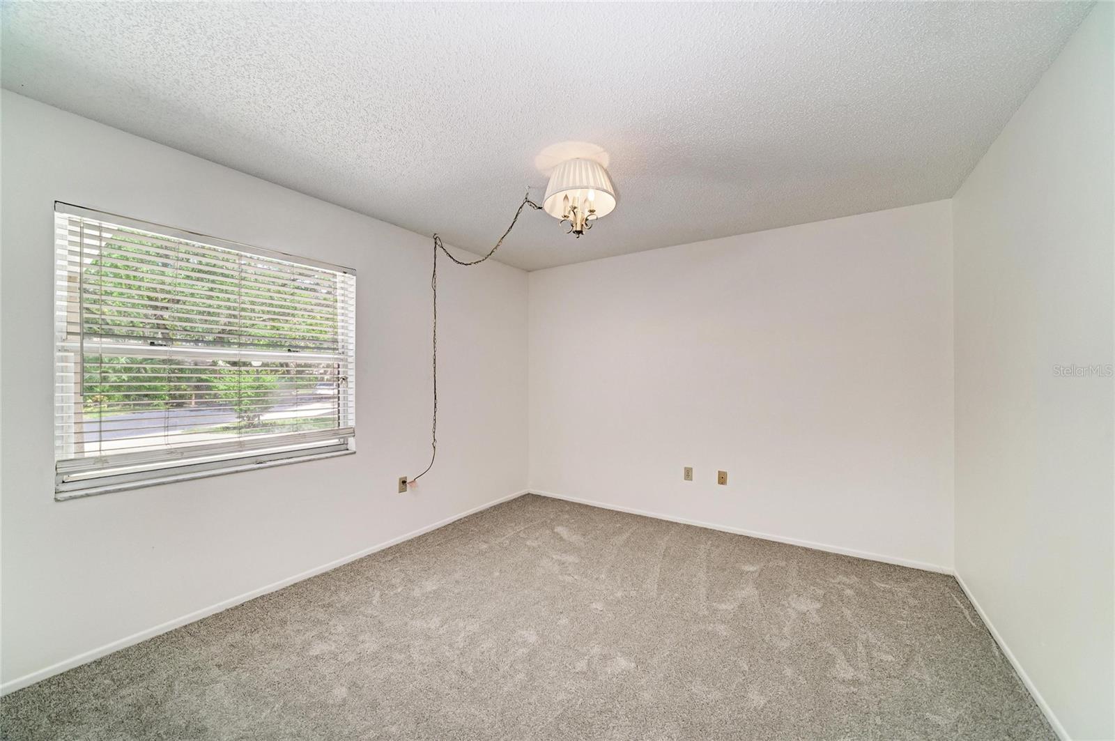 4863 VILLAGE GARDENS DR #186 — photo 17