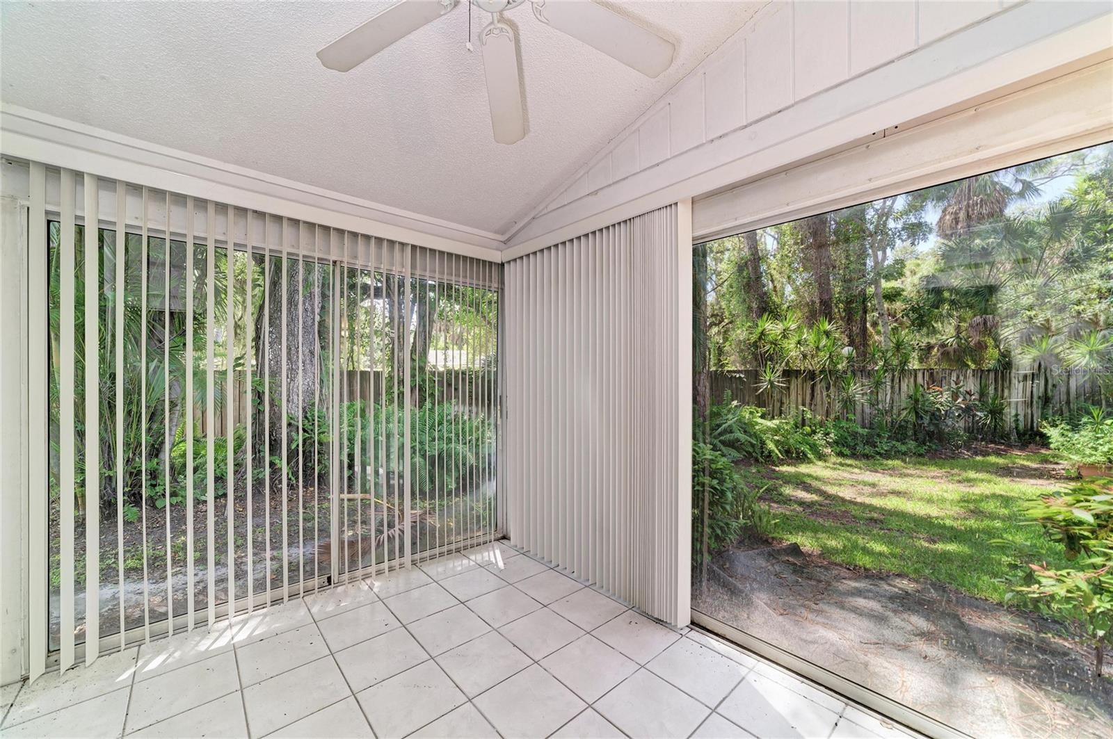 4863 VILLAGE GARDENS DR #186 — photo 20