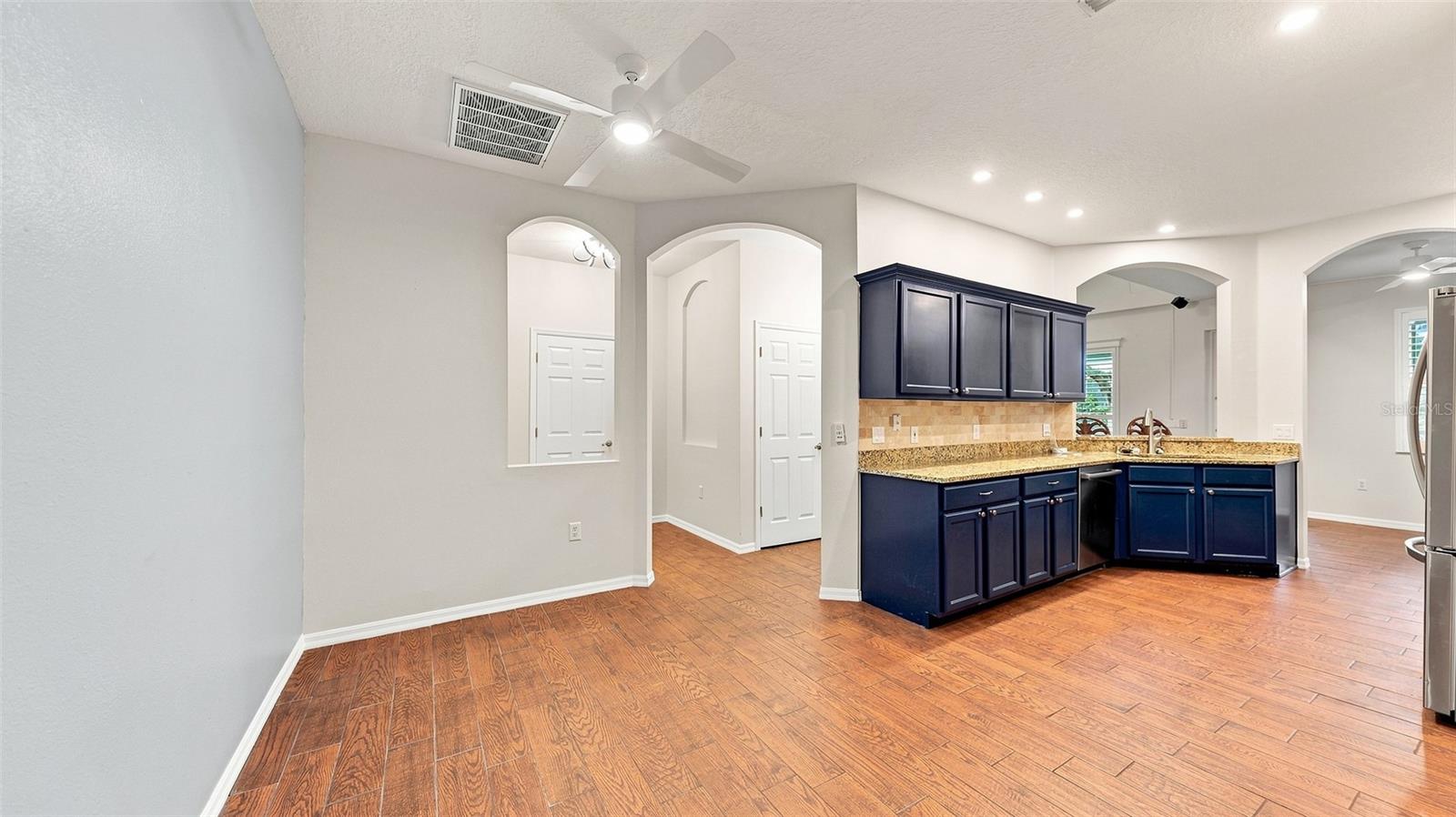 6302 ROSEFINCH CT #102 — photo 10