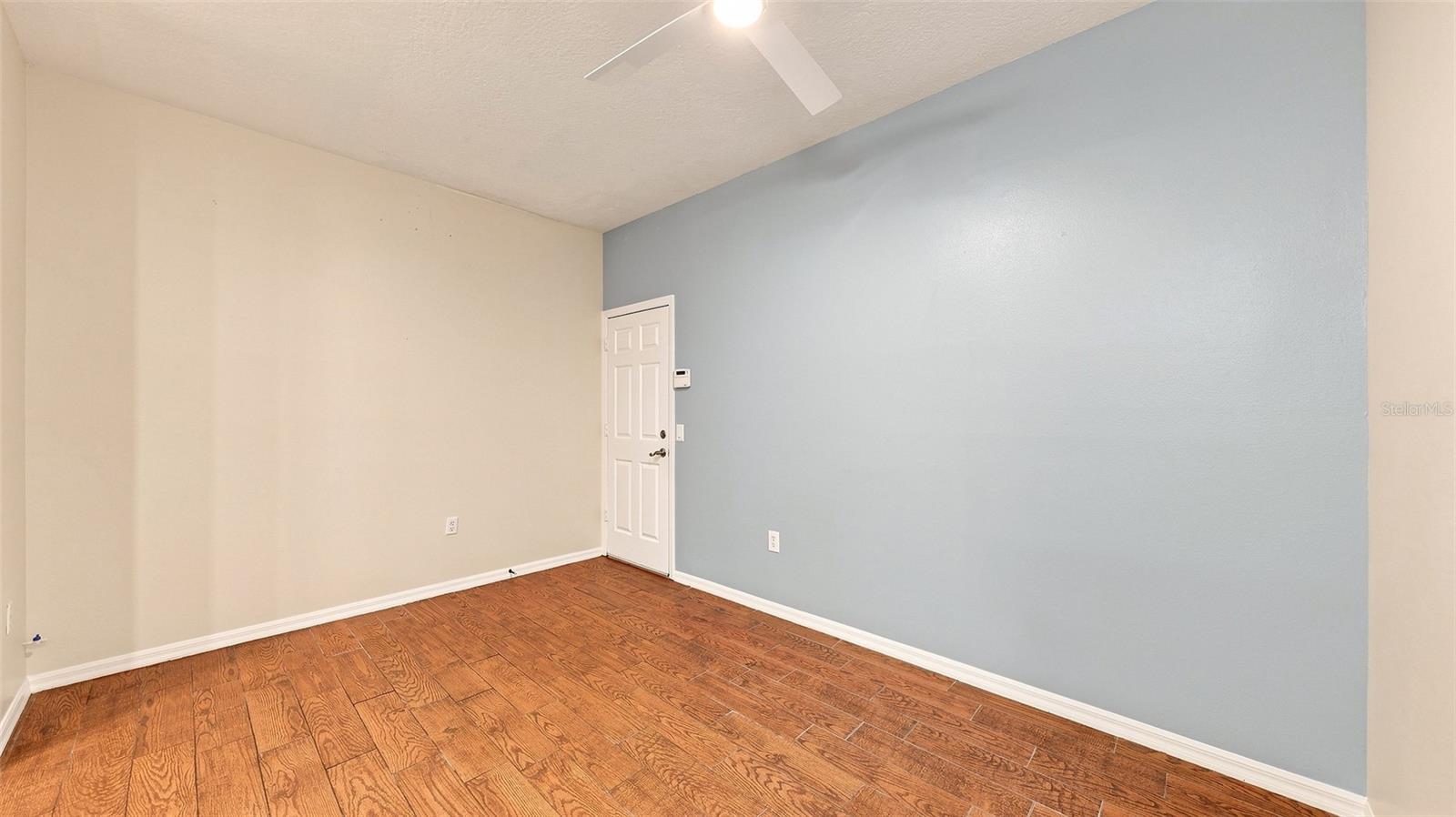 6302 ROSEFINCH CT #102 — photo 8