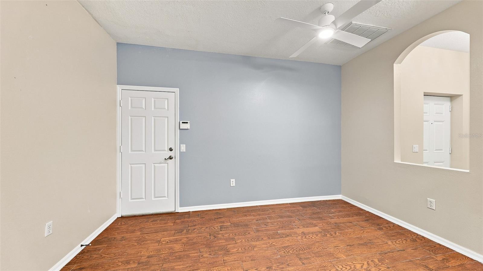6302 ROSEFINCH CT #102 — photo 9