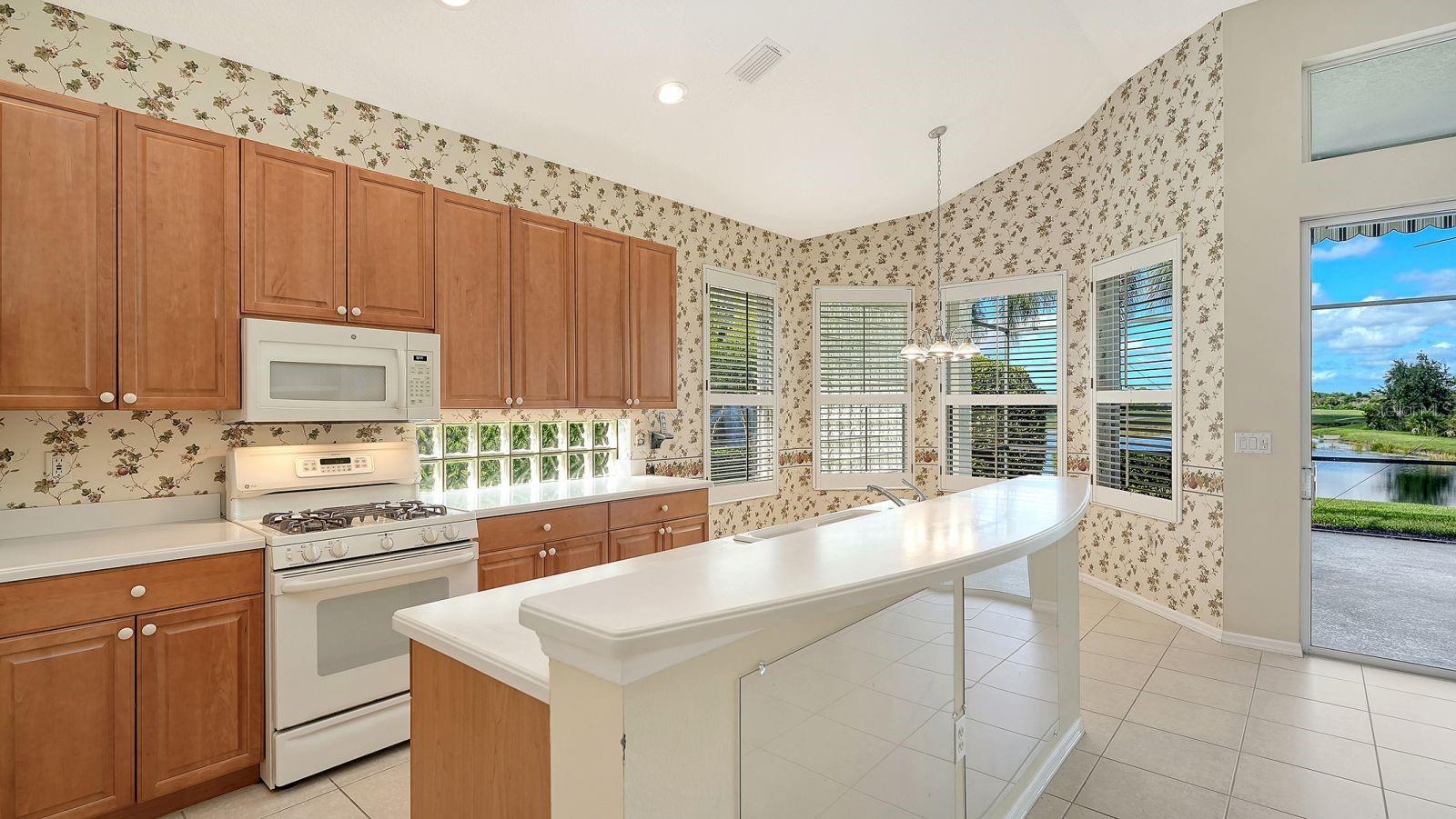6734 PEBBLE BEACH WAY — photo 12