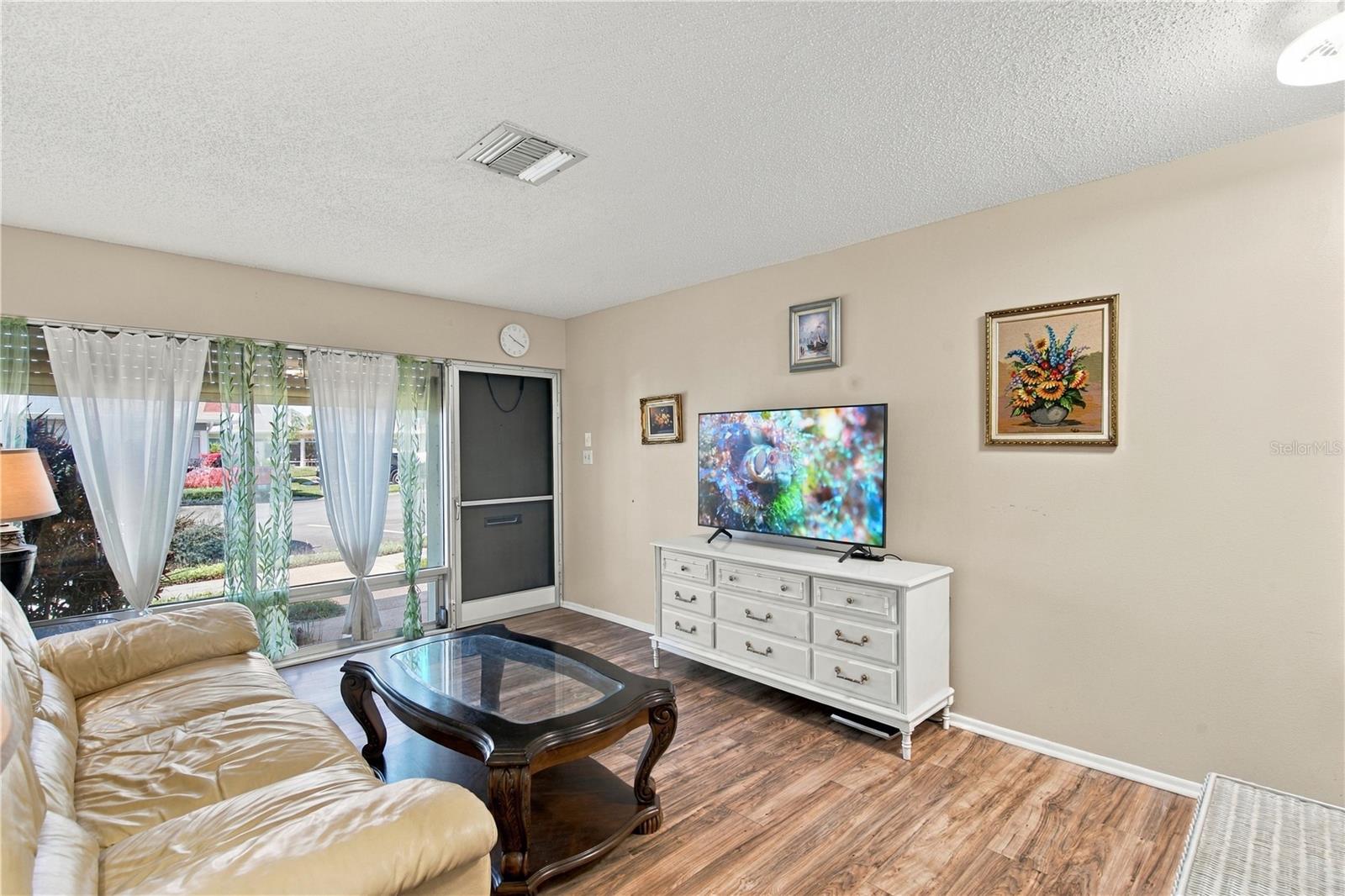 4359 TAHITIAN GARDENS CIR #B — photo 5