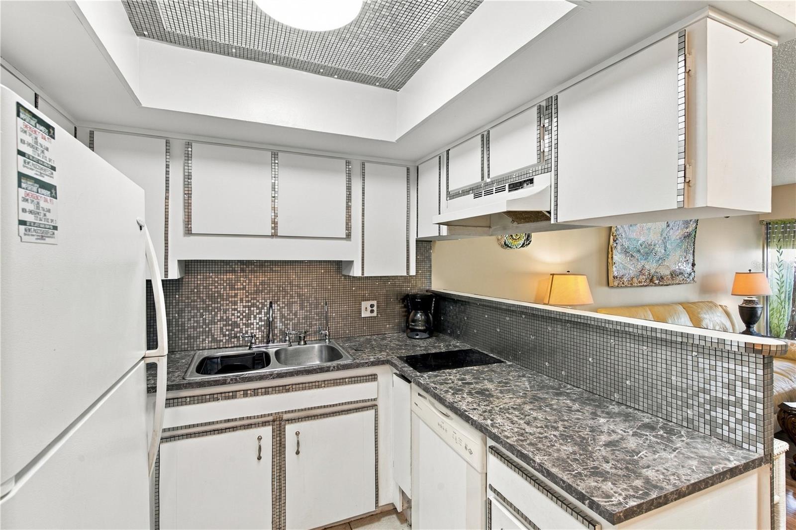 4359 TAHITIAN GARDENS CIR #B — photo 3