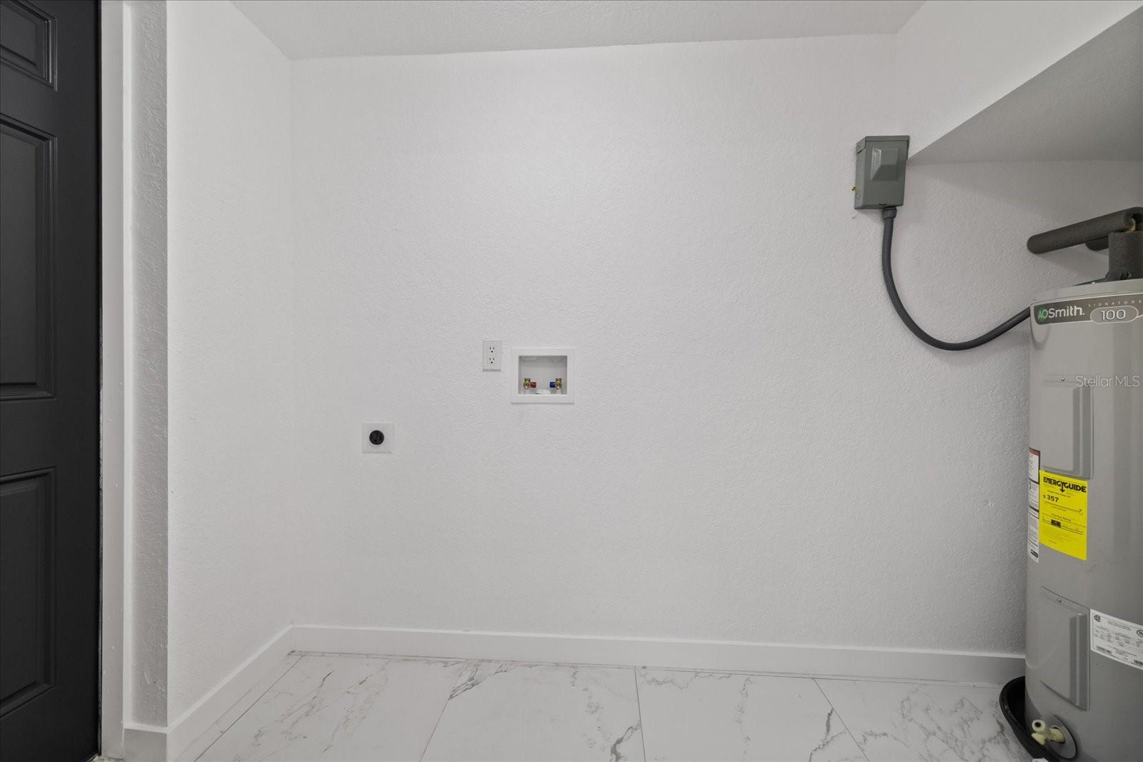 1134 ENGMAN ST — photo 13
