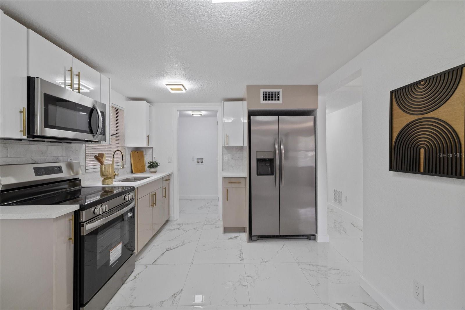 1134 ENGMAN ST — photo 11