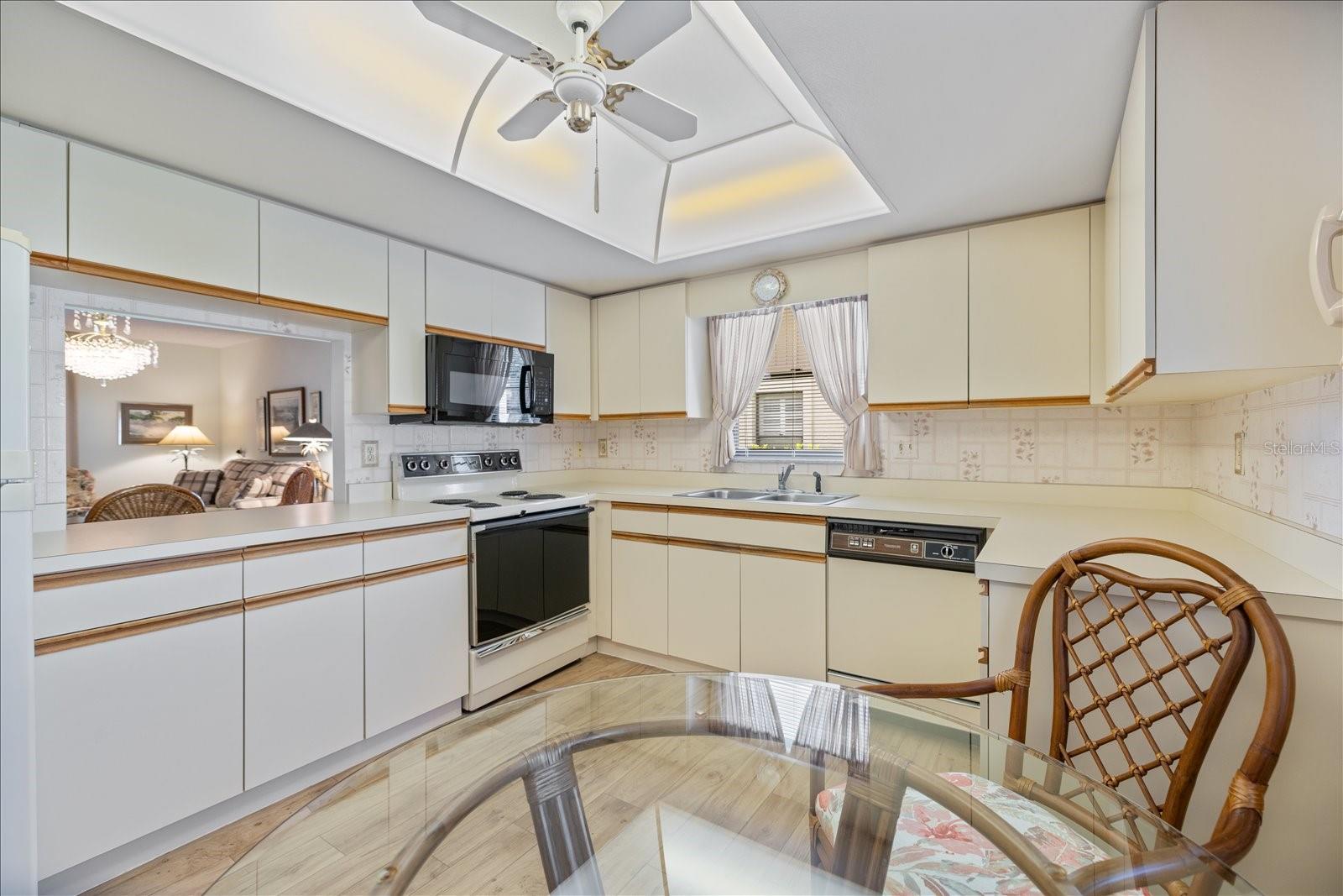 462 OAK HILL CIR #5 — photo 4