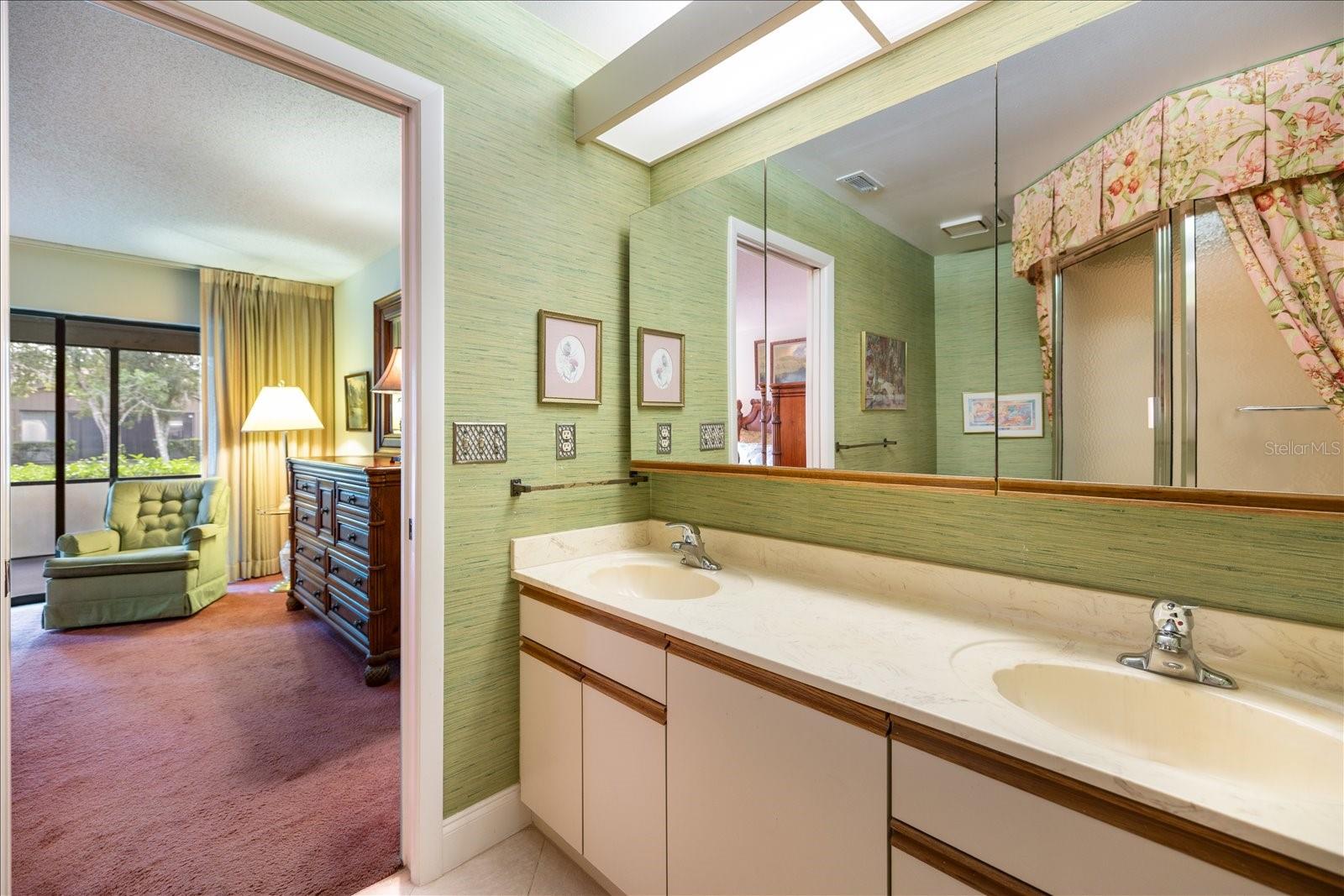462 OAK HILL CIR #5 — photo 15
