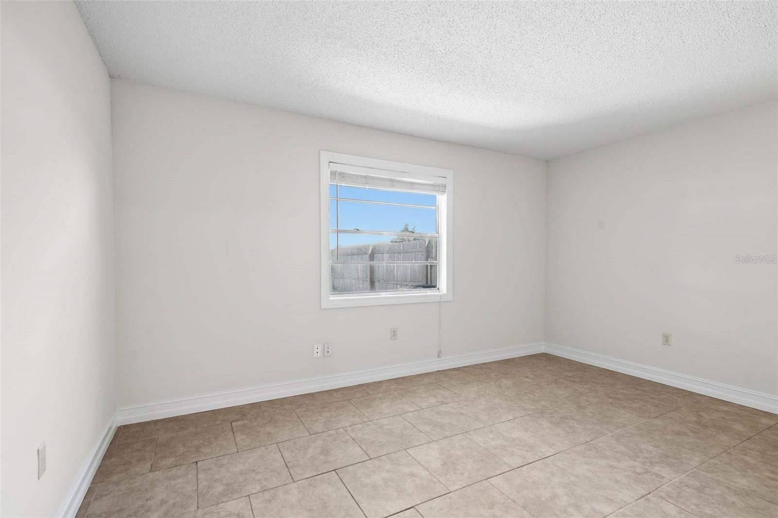 22795 PENNY LOOP — photo 11