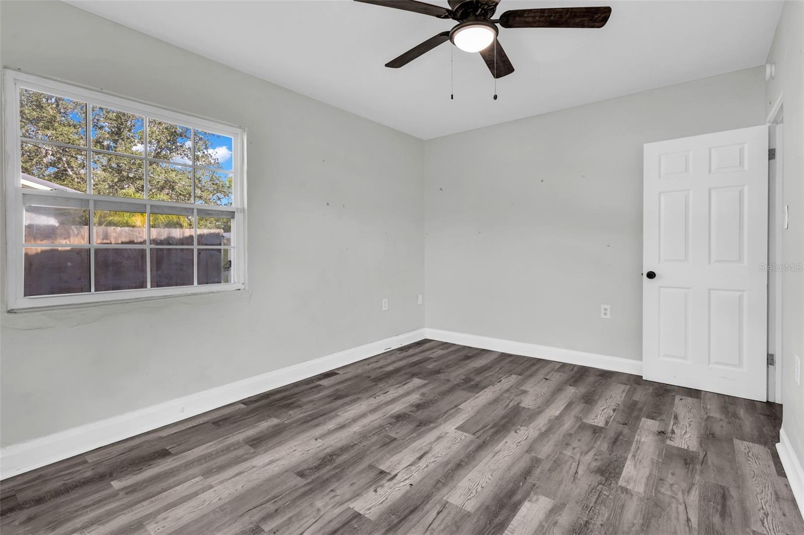 246 MAGELLAN DR — photo 29