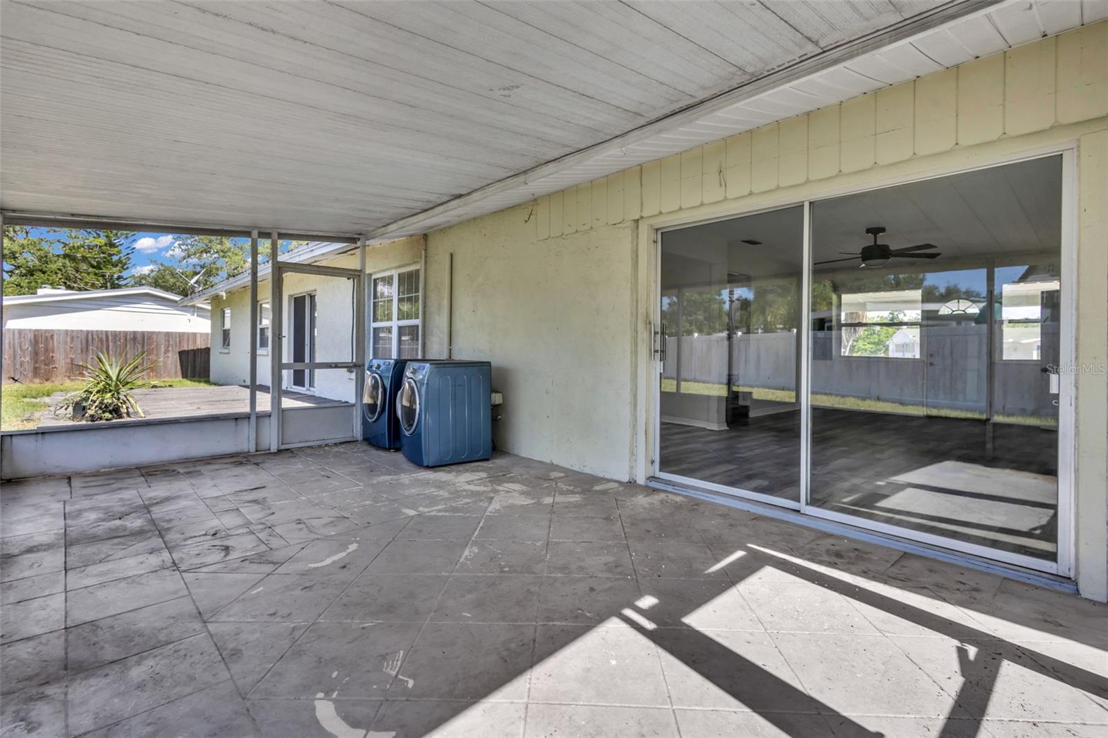 246 MAGELLAN DR — photo 12