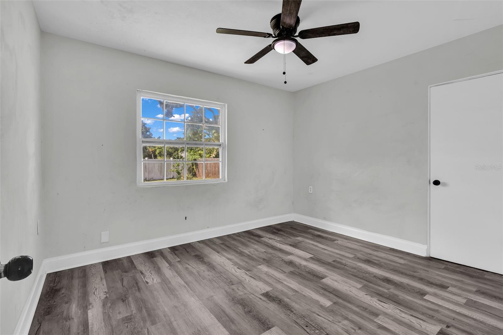 246 MAGELLAN DR — photo 30
