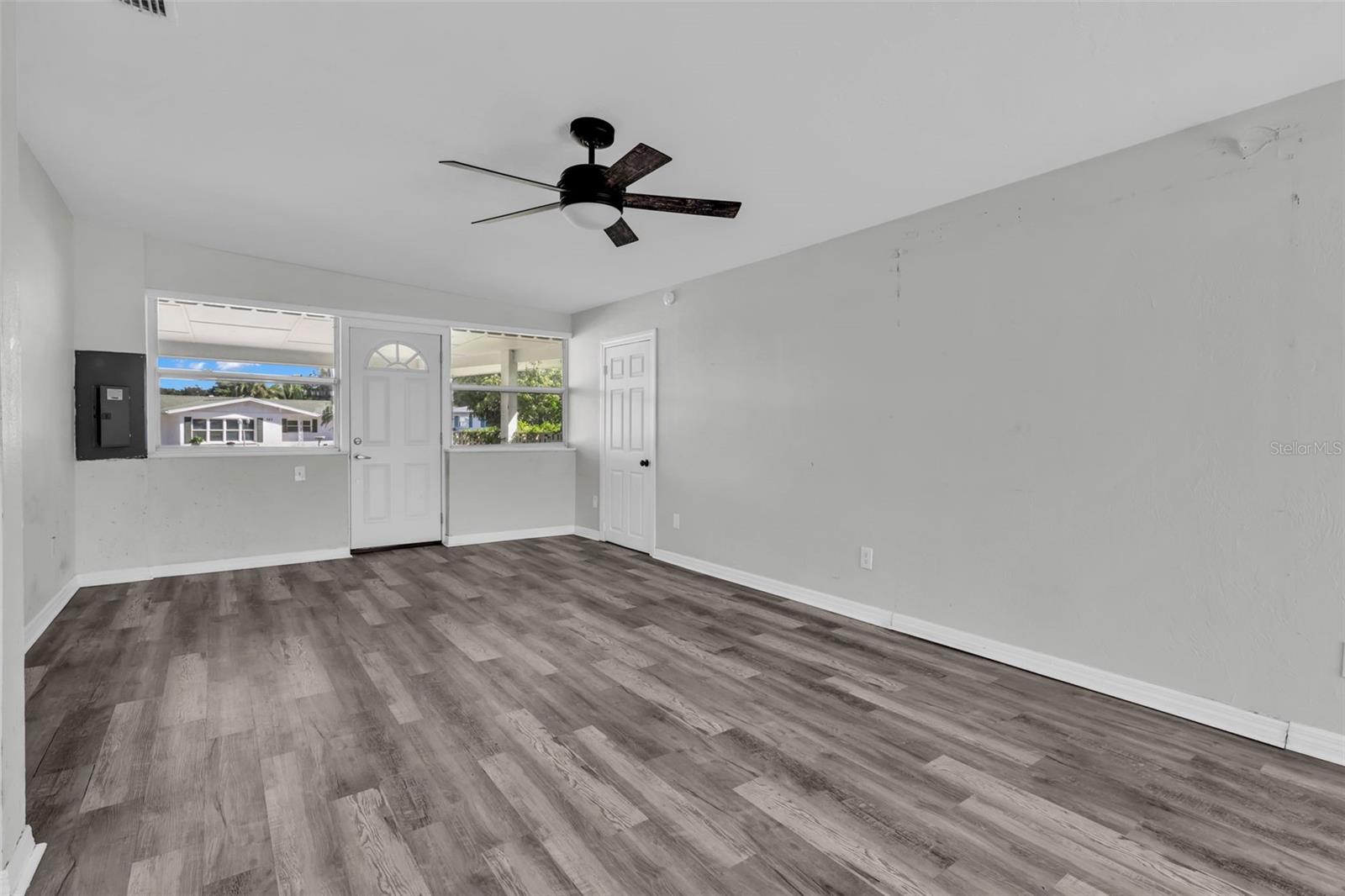 246 MAGELLAN DR — photo 20