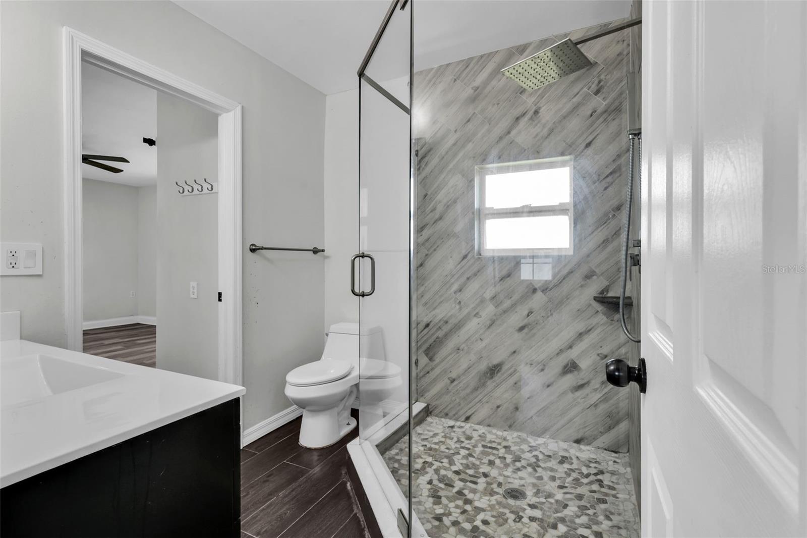 246 MAGELLAN DR — photo 23