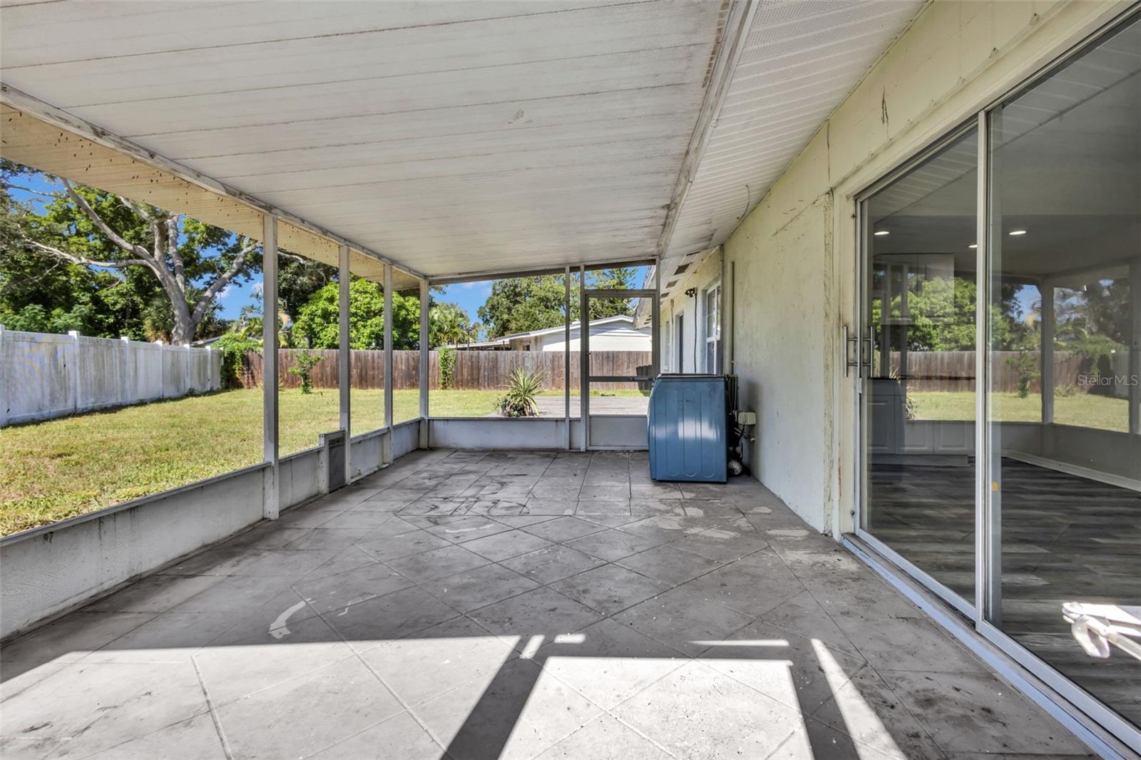 246 MAGELLAN DR — photo 13